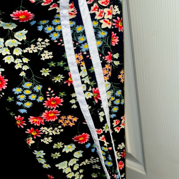 Women’s medium biker short romper by spark. - Picture 3 of 6